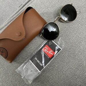 Rayban round sunglass